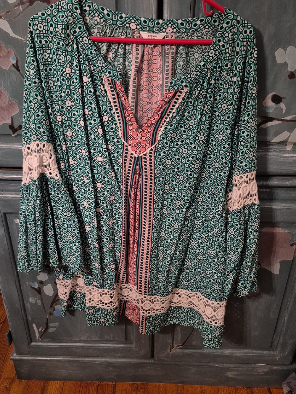 crown & ivy Teal and Pink Patterned Boho Tunic